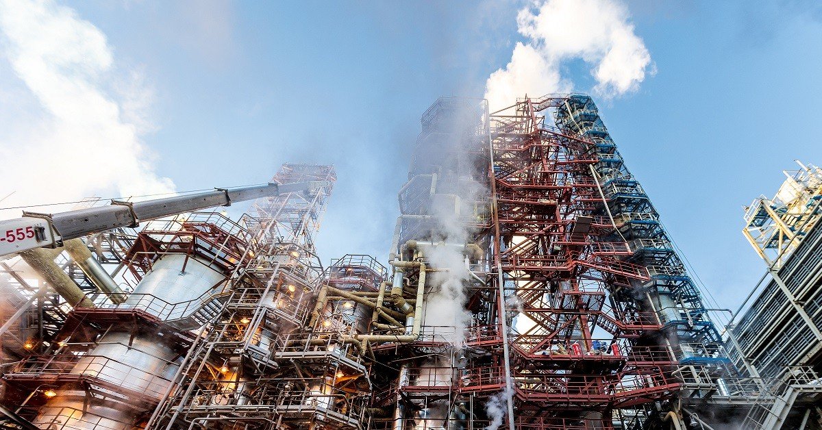 «Энергогаранту» не дали вмешаться в спор производителя нефтепродуктов с тремя страховщиками